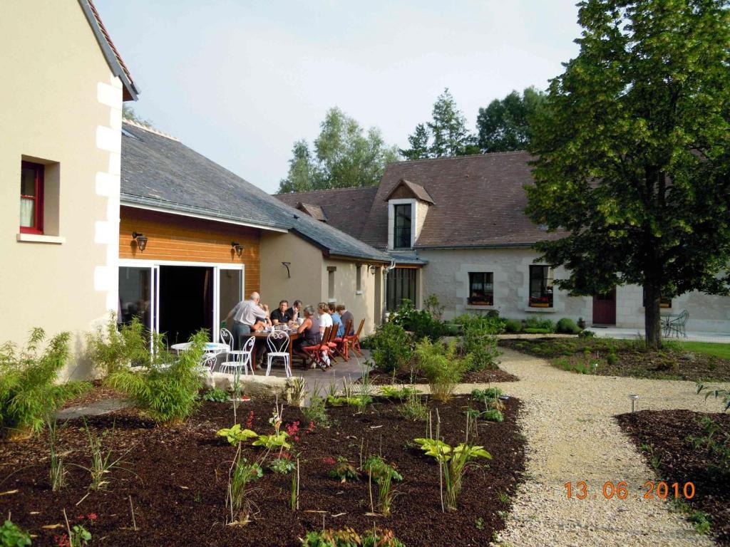 Le Moulin Des Foulons Bed and Breakfast Chédigny Exteriör bild